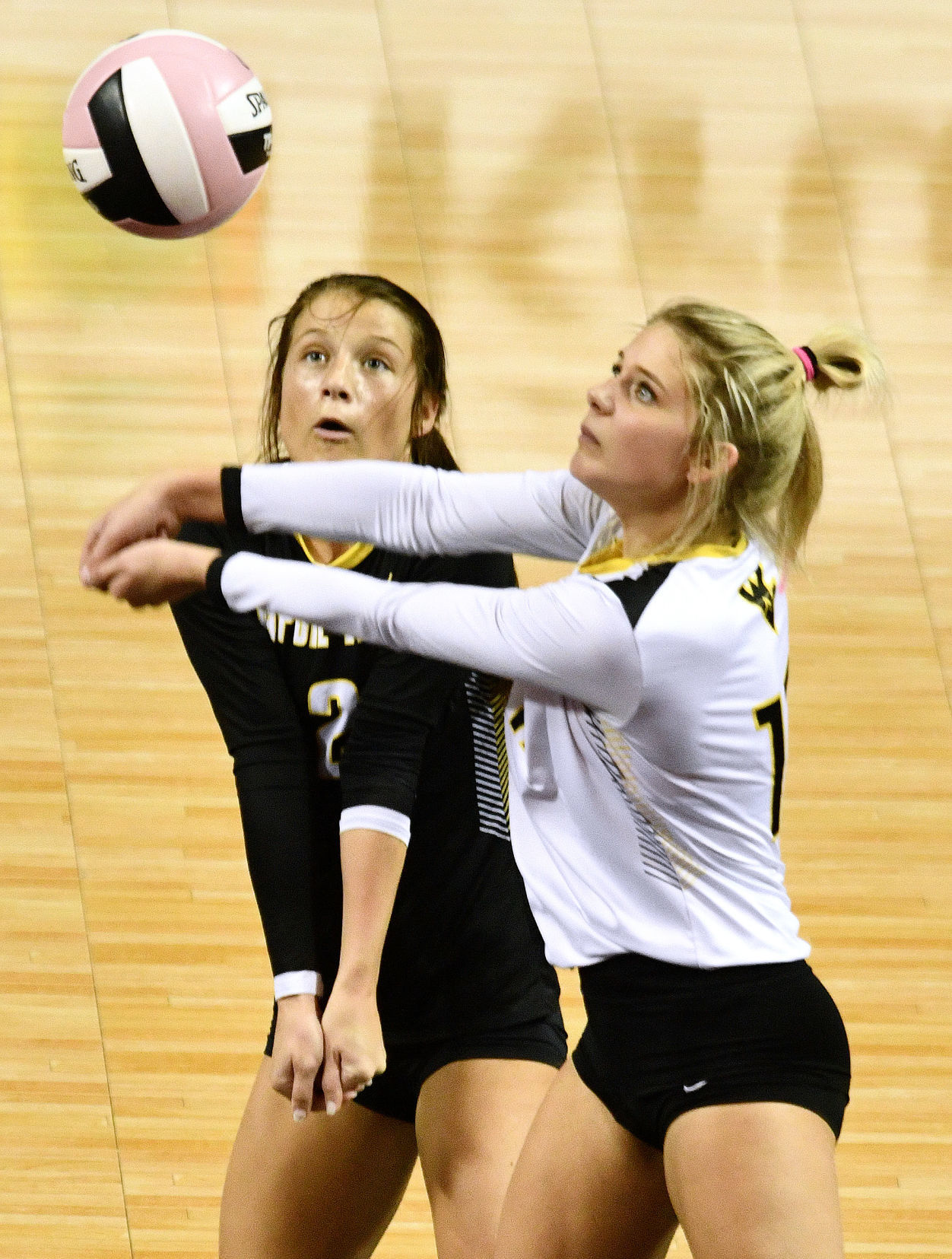 Wapsie Valley vs Sidney state volleyball